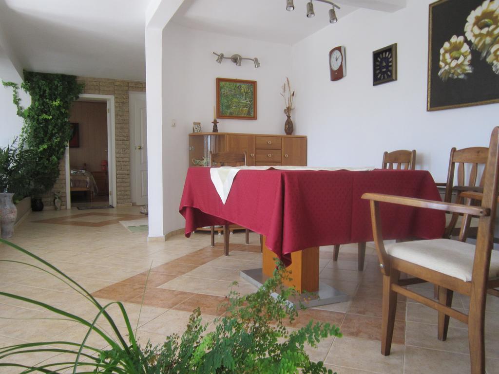Guest House Bankya Bagian luar foto