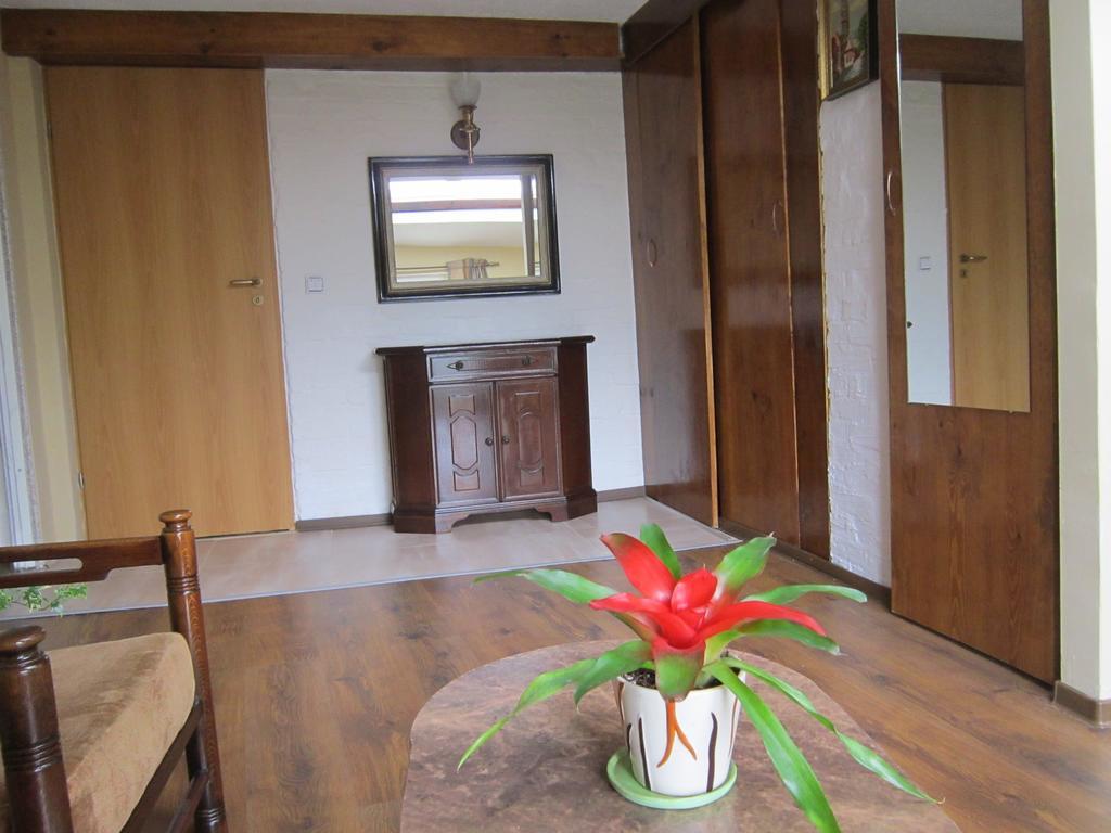Guest House Bankya Bagian luar foto