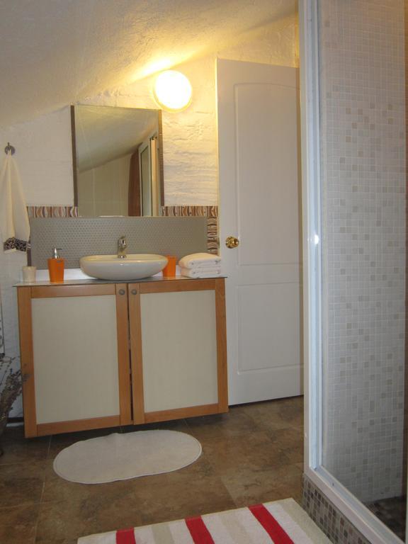 Guest House Bankya Bagian luar foto